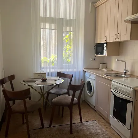 Διαμέρισμα Wonderful Near The Old