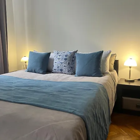 Διαμέρισμα Wonderful Near The Old