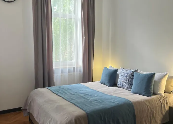 Wonderful Near The Old アパート