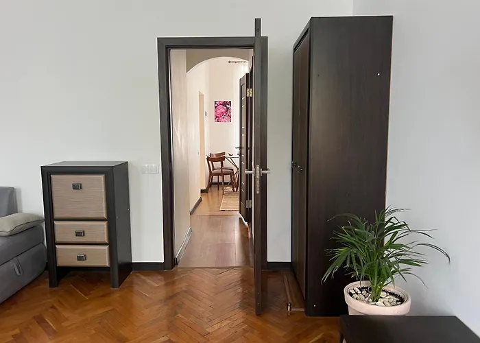 Wonderful Near The Old Apartmán *